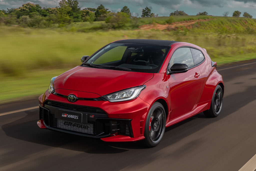 GR Yaris chega às lojas com primeiro lote totalmente vendido antes mesmo da estreia no Brasil